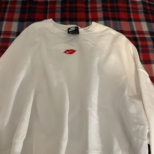Nike Women’s Crewneck Size Medium